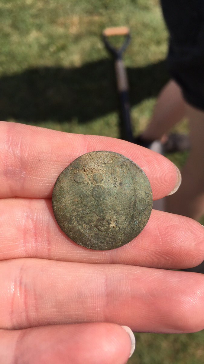 ECJProject's tweet photo. This beautiful button has just come out of trench 1, potentially related to the Board of Ordinance. Can you spot the cannons? #ecjp2018 #loveyourcastle @loveheritage https://t.co/GMP5U3ZpWo