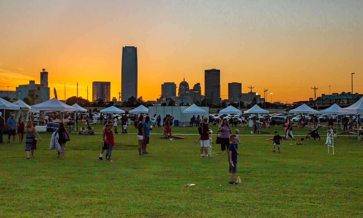 OKC4thFest's tweet photo. 🇺🇸 Happy 4th of July! We can’t wait to see everyone today for the biggest celebration in OKC! 🎇🎉

🎆 https://t.co/b7buemqnrT https://t.co/vv7ziWUuRb