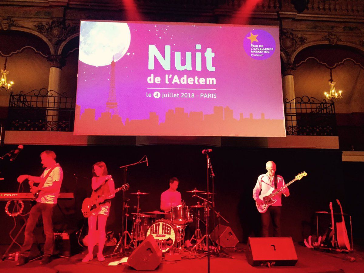 BeaLoriot's tweet photo. #nuitadetem Le making off!!! Ca va envoyer :-) https://t.co/aFktXmTOfz