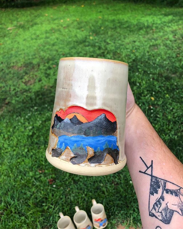 Happy 4th of July everyone!!! We’re celebrating today with a surprise sale! Use code “firework” at checkout to get 20% off of your entire purchase - today only!!!! ❤️💙 and to make today even sweeter, you can now preorder animal landscape mugs on the … ift.tt/2u5U7Xd