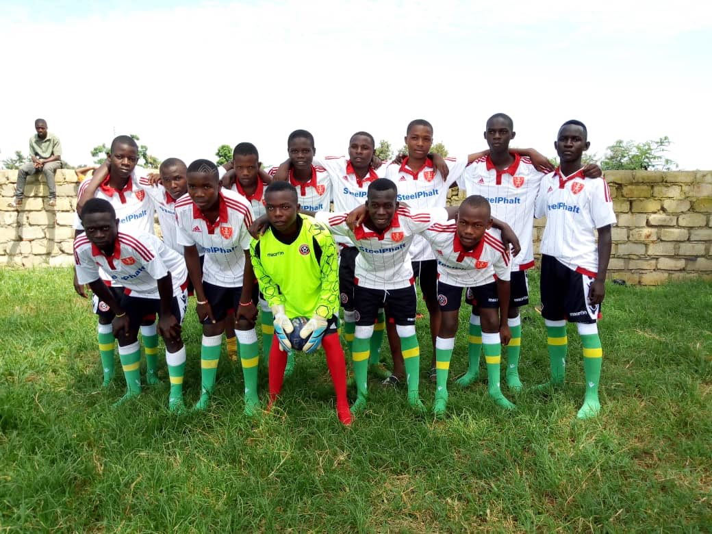 AcademyAfrica's tweet image. Want to say a massive thank you to    @UKFootballTrial for helping to support us with our quest to keep providing moments like this for those in need in Uganda. It means so much to these incredible young people 🤝 #fullyappreciated #beapartofit