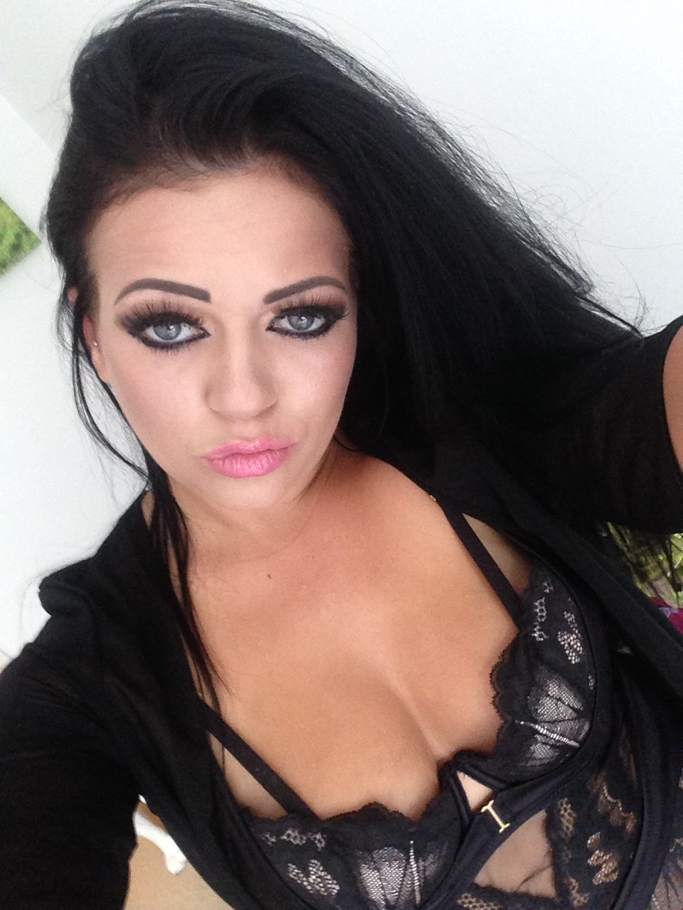 Catalia Valentine on X: Banging day with @MotionsMedia1 and new girl  @TayTaylorlee702 t.coGAXk8dnFLa  X