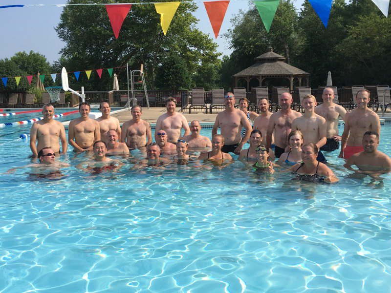 SS2SWIM's tweet image. 20th parents "practice" in the books!#ss2#whereistheAdvil!?#ss2parentsrulethepool