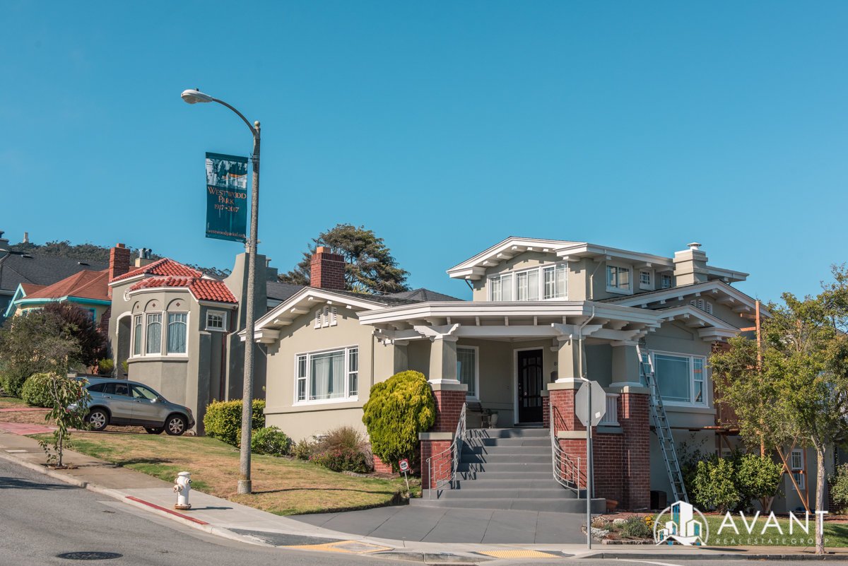 Come explore San Francisco with Avant Real Estate! Bungalow homes in Mission, Craftsman, and Cottage style line roads in Westwood Park. 415.935.3410 | info@avantsf.com | Lic. 01953438 #SanFrancisco #California #WestwoodPark #City #Photography #RealEstate #PhotoOfTheDay #AvantSF