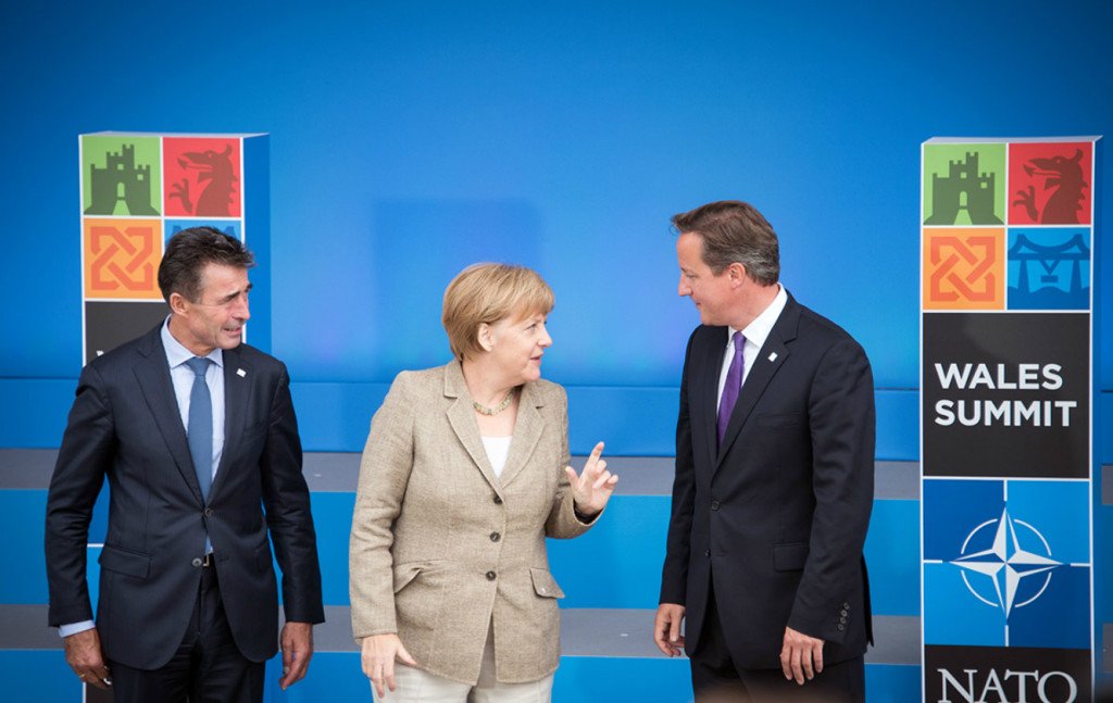 NATOSource's tweet photo. #Germany's Defense Minister Ursula von der Leyen:  “To be clear: we stand by the 2% goal that we set ourselves in #Wales. We are on the way to meeting it" #NATO #Trump #TrumpLetters https://t.co/NTnsrGHocV https://t.co/mkvgSkDfIn