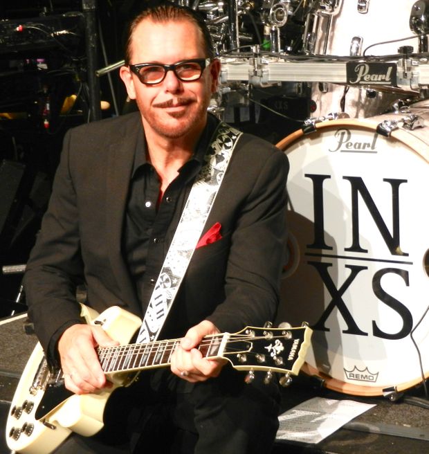 #FelizMiercoles
#4Julio 1958 nace Kirk Pengilly
Guitarra INXs
Never Tear Us Apart
#ClassicalRock #Oldies
youtube.com/watch?v=yyZU4i…