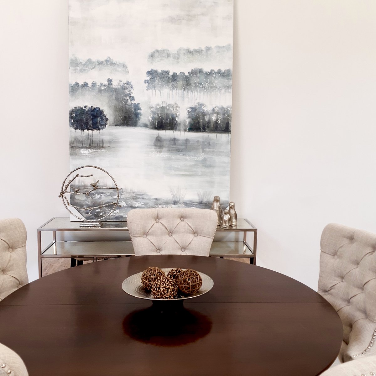 Fall into the Watery Escape! This large 48' X 72' X 1.5' canvas piece will add a subtle yet eye-catching statement. #welcomewednesday #newarrival
#luxfurniturerentals #rentwithlux #homestaging #stagingsells  #stagetosell #livingspaces #artwork #homedesign #staginginspiration