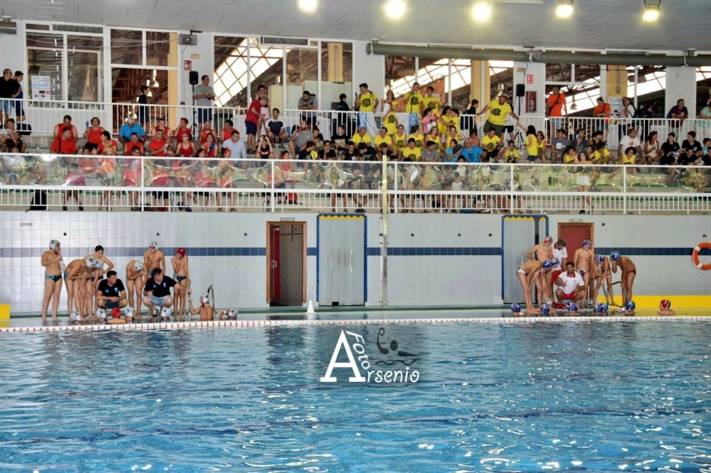 wpterrassa's tweet photo. L’infantil Masculí CAMPIO D’ESPANYA!!!! Moltes Felicitats Nois! #waterpolo #terrassa #wpbase #fomentemwp #mareaRoja https://t.co/LyWGhG8LSr
