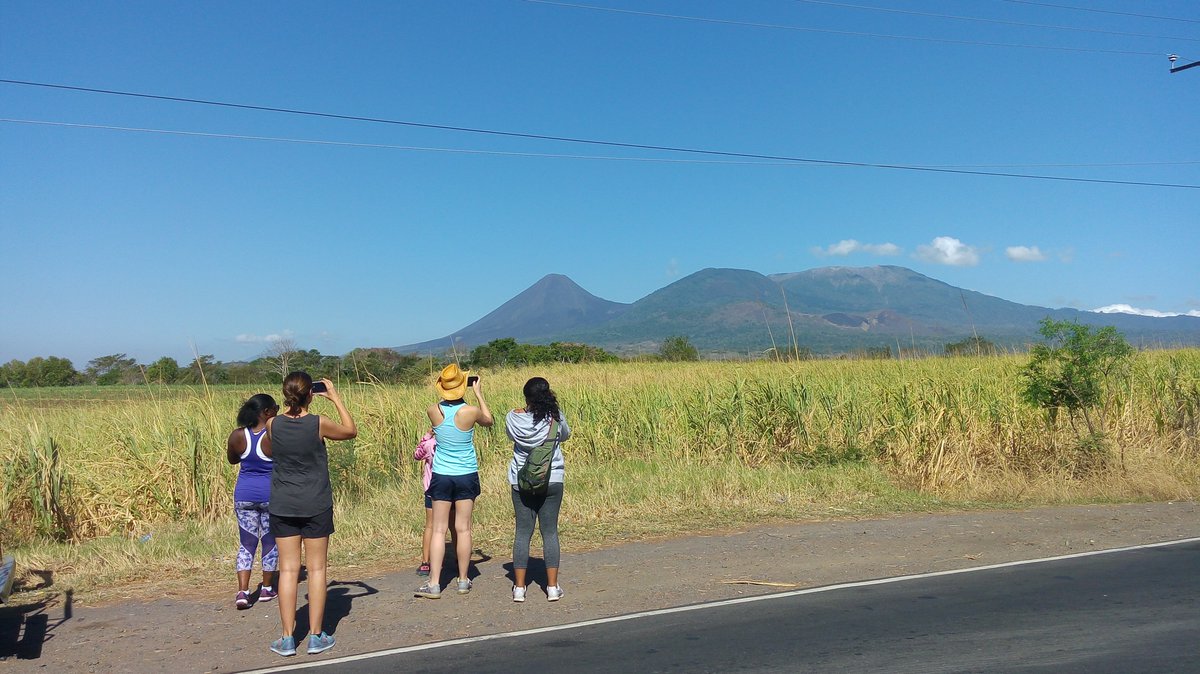 ecopetatetours's tweet photo. Are you ready to live a new day of adventure? Come with us and enjoy the best destinations in El Salvador, with professional tour guides. #SantaAnaVolcano #Adventura #RutaDeLasFllortes Visit https://t.co/NwGuvAgs0Z +503 71819077 https://t.co/Om1JcMkee9