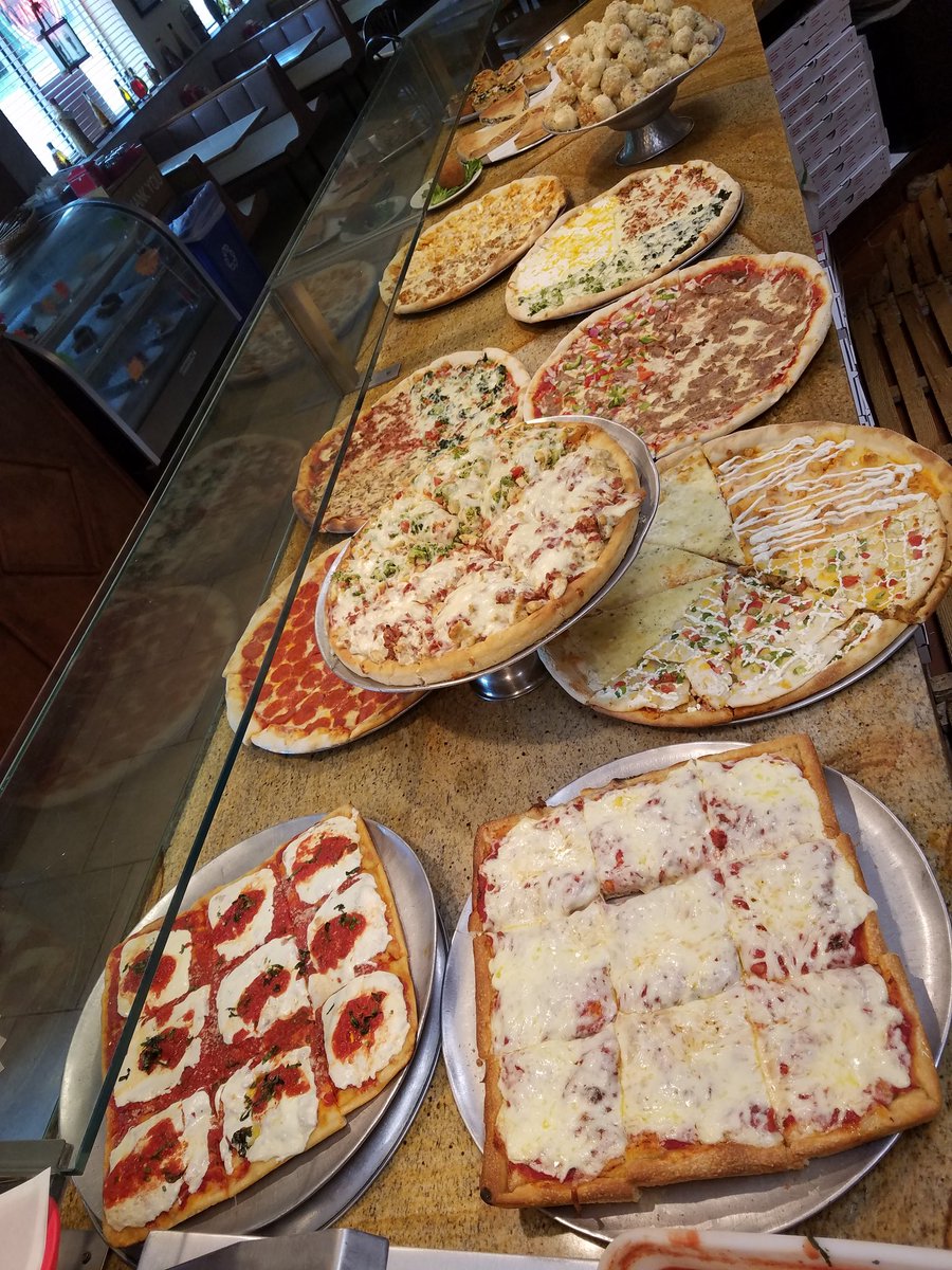 FranksHopatcong's tweet photo. Come visit us today and try our delicious pizza #hopatcong #happyfourthofjuly https://t.co/Nwax2J9ccI