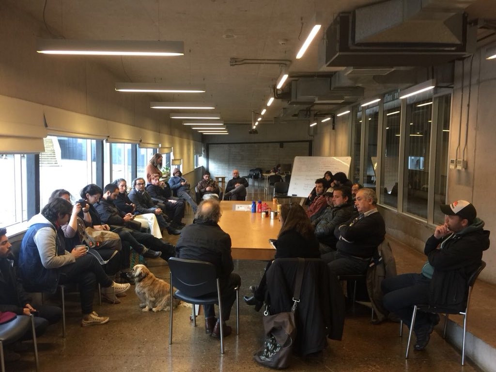 sindicatopcdv's tweet photo. @sindicatopcdv logra histórico acuerdo con Directorio de la Asociación en beneficio del @parquevalpo https://t.co/QusGKqWgi3