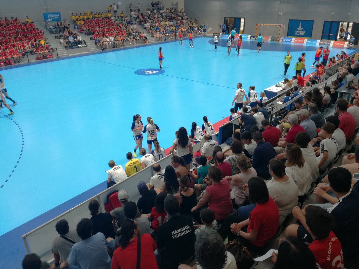 ¡Muchas gracias a la sede de <a href="/elvendrell_cat/">Ajuntament del Vendrell</a> por habernos permitido vibrar en sus instalaciones viendo como las #Guerreras peleaban para lograr ser las campeonas!