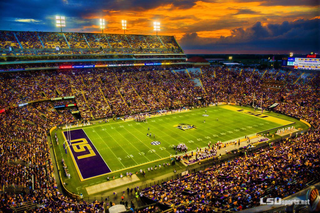 CFBHome's tweet image. Best CFB Stadium - Championship Round

RT - Texas A&amp;amp;M
LIKE - LSU