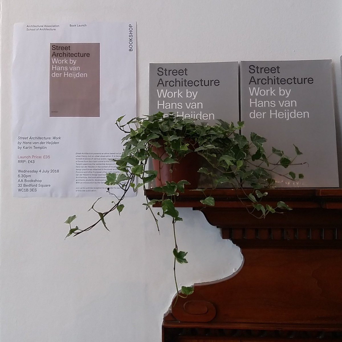 AA Bookshop tweet media