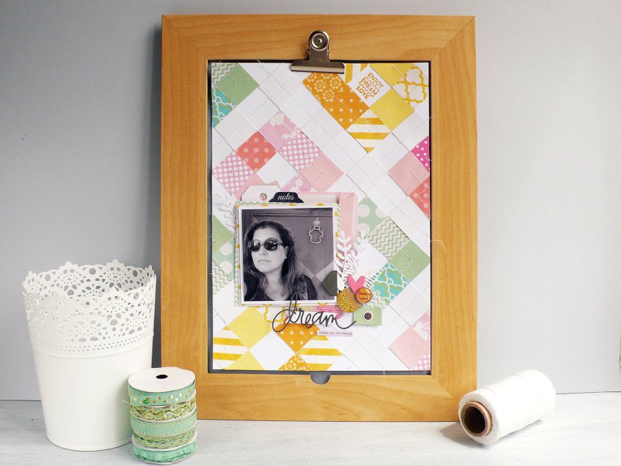 SizzixLifestyle's tweet photo. A home decor piece which features a selfie...that would go pride of place in our home! 😜😍 Discover how to make here: https://t.co/XmhowQ52cc #MyMakingStory #Papercraft #SIzzix #Handmade #Makersgonnamake #Homedecor #SummerMake https://t.co/yw5PDocm35