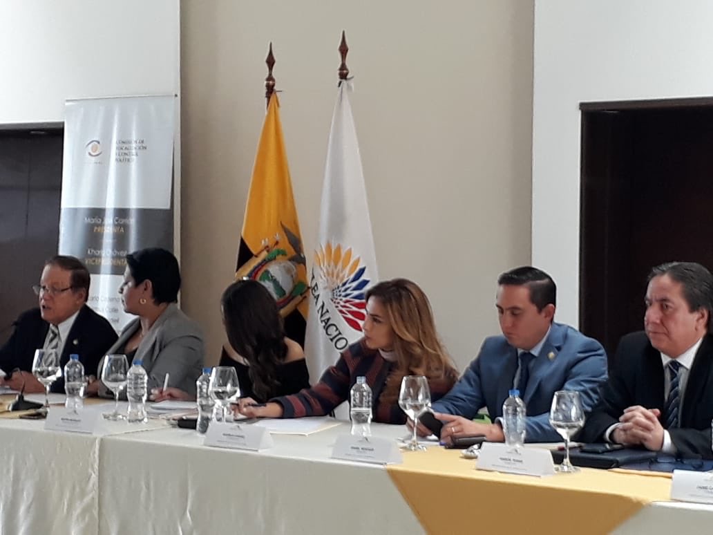 Se dió inicio a la Sesión Ordinaria Nro. 2017-2019-046 para recibir en comisión general al Presidente del <a href="/CJudicaturaEc/">Consejo de la Judicatura</a> Transitorio, Dr. Rubén Merlo, para que informe a la Comisión de <a href="/FiscalizacionAN/">Fiscalización AN</a> las acciones respecto a los concursos de méritos y oposición suspendidos.