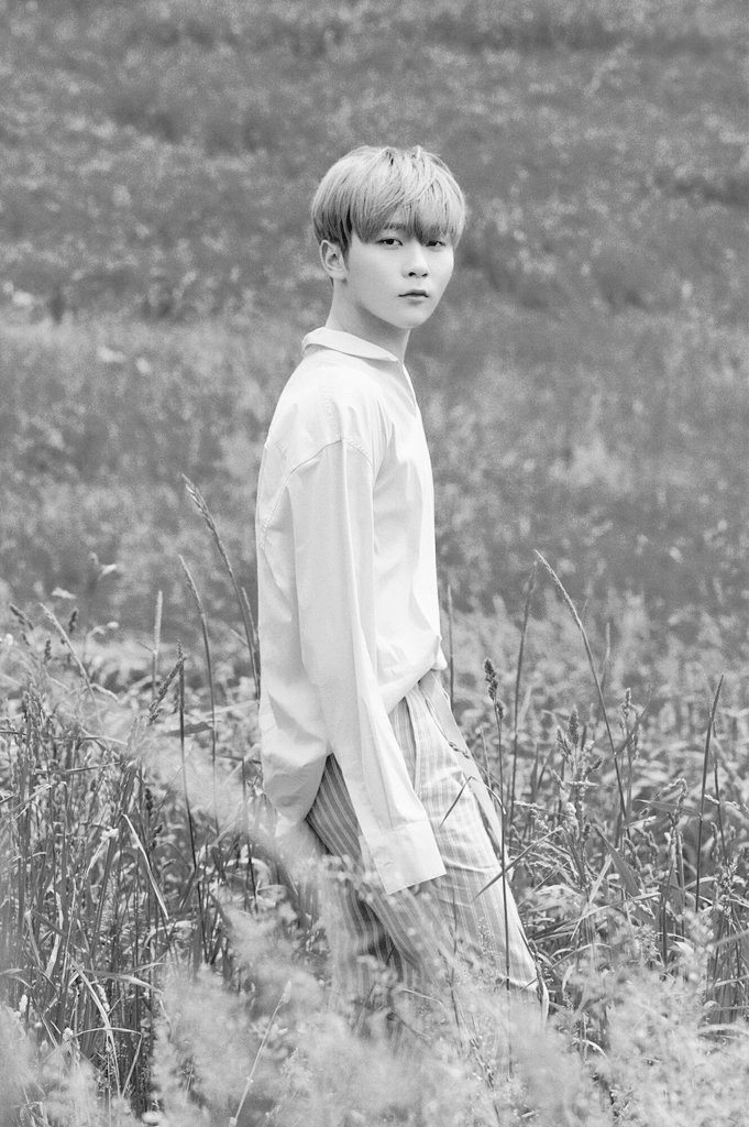 moodbooster_ina's tweet photo. SO GORGEOUS😭💗💗💗
#Seungkwan #Seventeen #YMMD #YOU_MAKE_MY_DAY #Oh_My! #승관 #세븐틴 #어쩌나 https://t.co/Tpypo1FaoQ