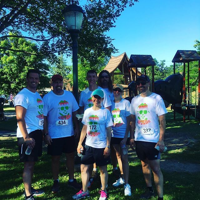 Lunna’s Runnas. 90s runners from Mount Abe, representing. Thanks for being our coach, Mr. Lunna.