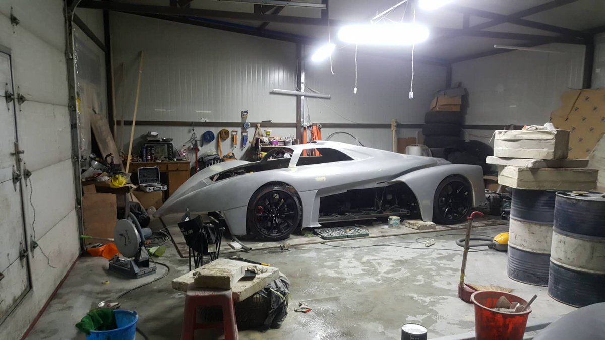 covcampus's tweet photo. Chinese Graduate, Chao Wang spent 2 years building his own Supercar and it's ready to be launched🚗😱
He chose @covcampus saying: “I sent my automotive design to @MercedesBenz at High School and they recommended many universities but Coventry University was on top of their list.” https://t.co/QEfRD5KZKL