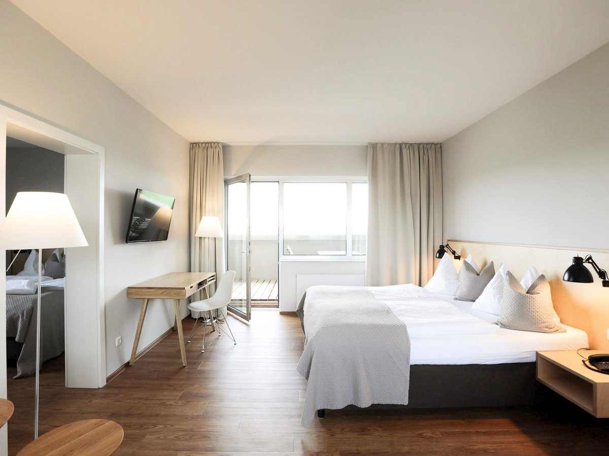 HotelSturm's tweet photo. ... wo familiäre Gastfreundschaft, Herzlichkeit &amp; Wohlbefinden Hand in Hand gehen. 

#biohotelsturm #biohotels #mehralshotel #tradition #design #ruhe #ausspannen #natur #reiselust #nachhaltigreisen #biourlaub #hotel #luxury #backtobed  #traveladdict #holiday #summer #heavenly https://t.co/iYpGT6p3gB