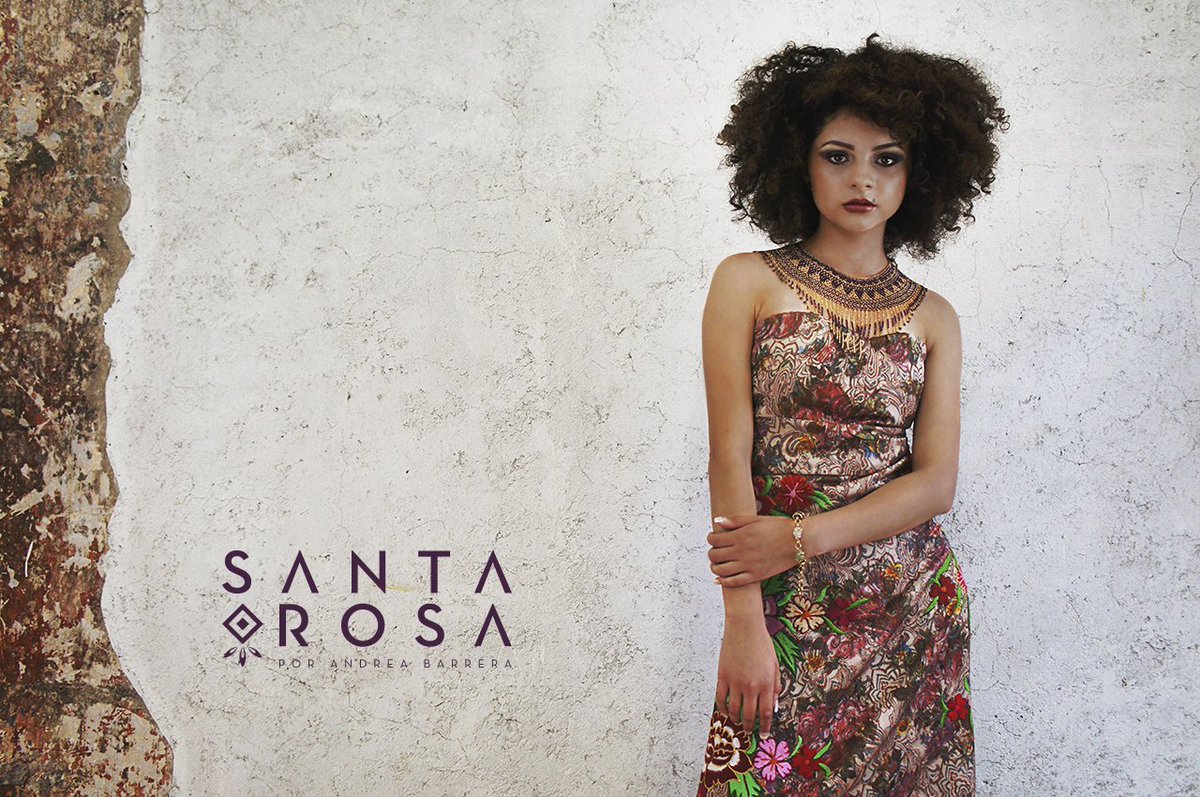 Indetta's tweet photo. #FelizMiércoles Te invitamos a revisar nuestro #BookIndetta en nuestra #PáginaDeFacebook, branding realizado para la marca de moda mexicana @santarosamx_ por Andrea Barrera.
Book Indetta 👉 https://t.co/7oVodiVglN #TomaVuelo #Indetta https://t.co/JQZhqB1aVc
