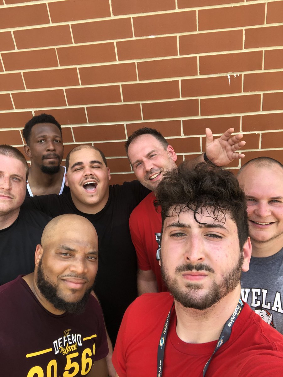 Niles5412's tweet image. What better way to celebrate! Lol...look at my tan! #4thwithmyteam! #fourthfun @sean_nork @TiffBlvdSquad @alysonwoodard @BIGBizDecker