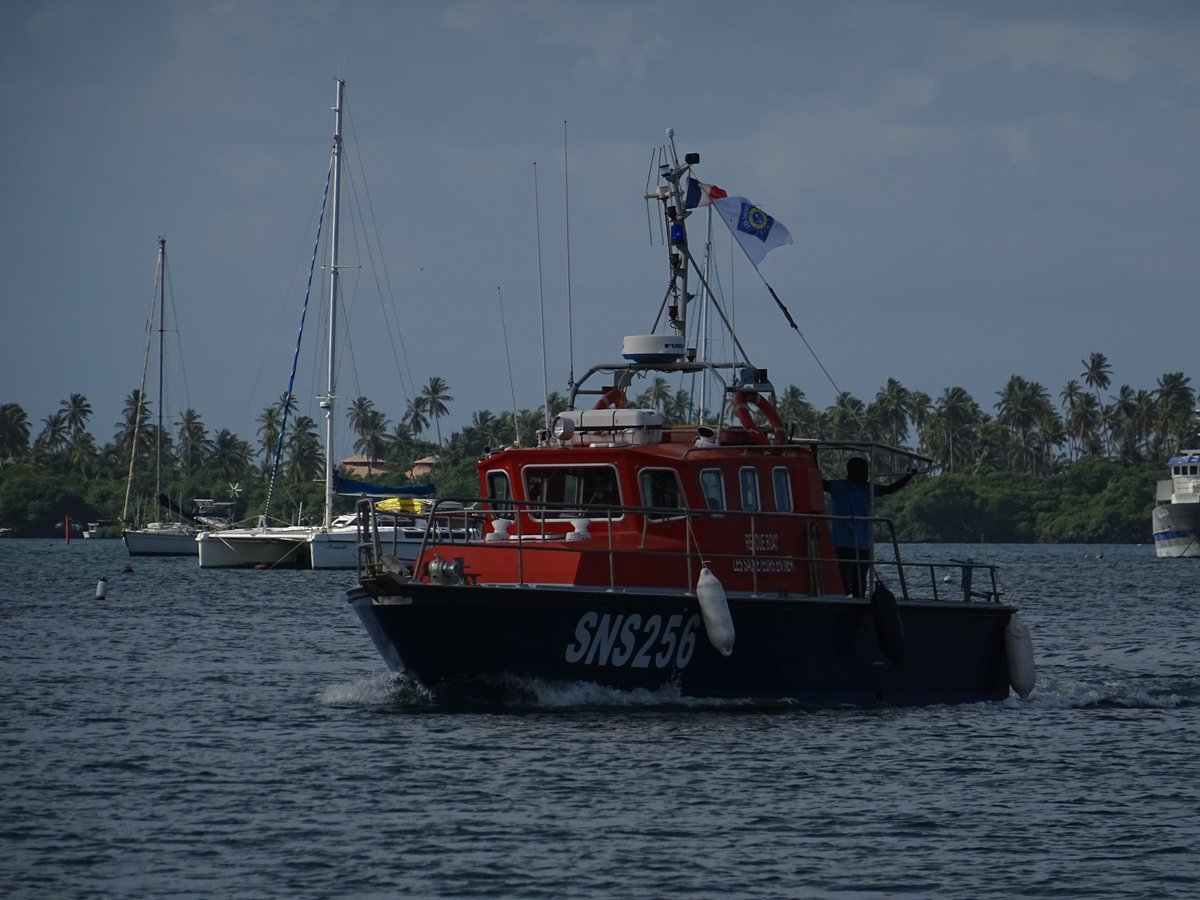 256Sns's tweet photo. Compte officiel SNSM station du Marin. En cas d'urgence en mer contacter les CROSS sur VHF canal 16 ou téléphone 196. Station qui a besoin de canotiers bénévoles et de dons pour entretenir notre SNS 256 LA SAUVEGARDE. #SNSM #MARTINIQUE https://t.co/1GFzIzW3lS