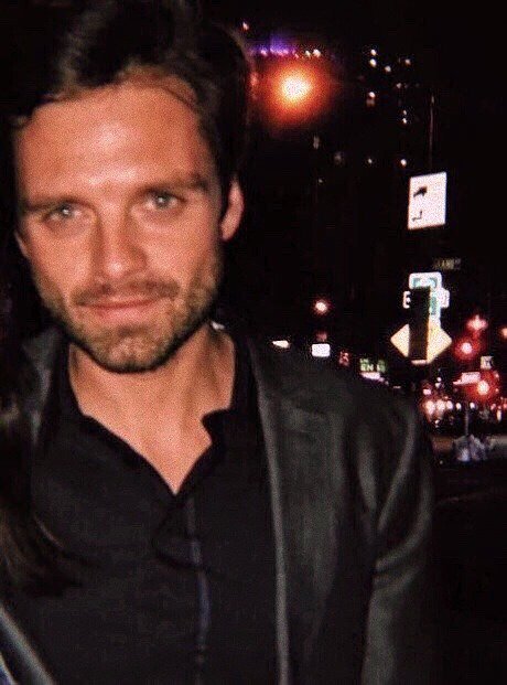 SebStan_nl's tweet image. #imagine Sebastian Stan looking at you like this from across the room