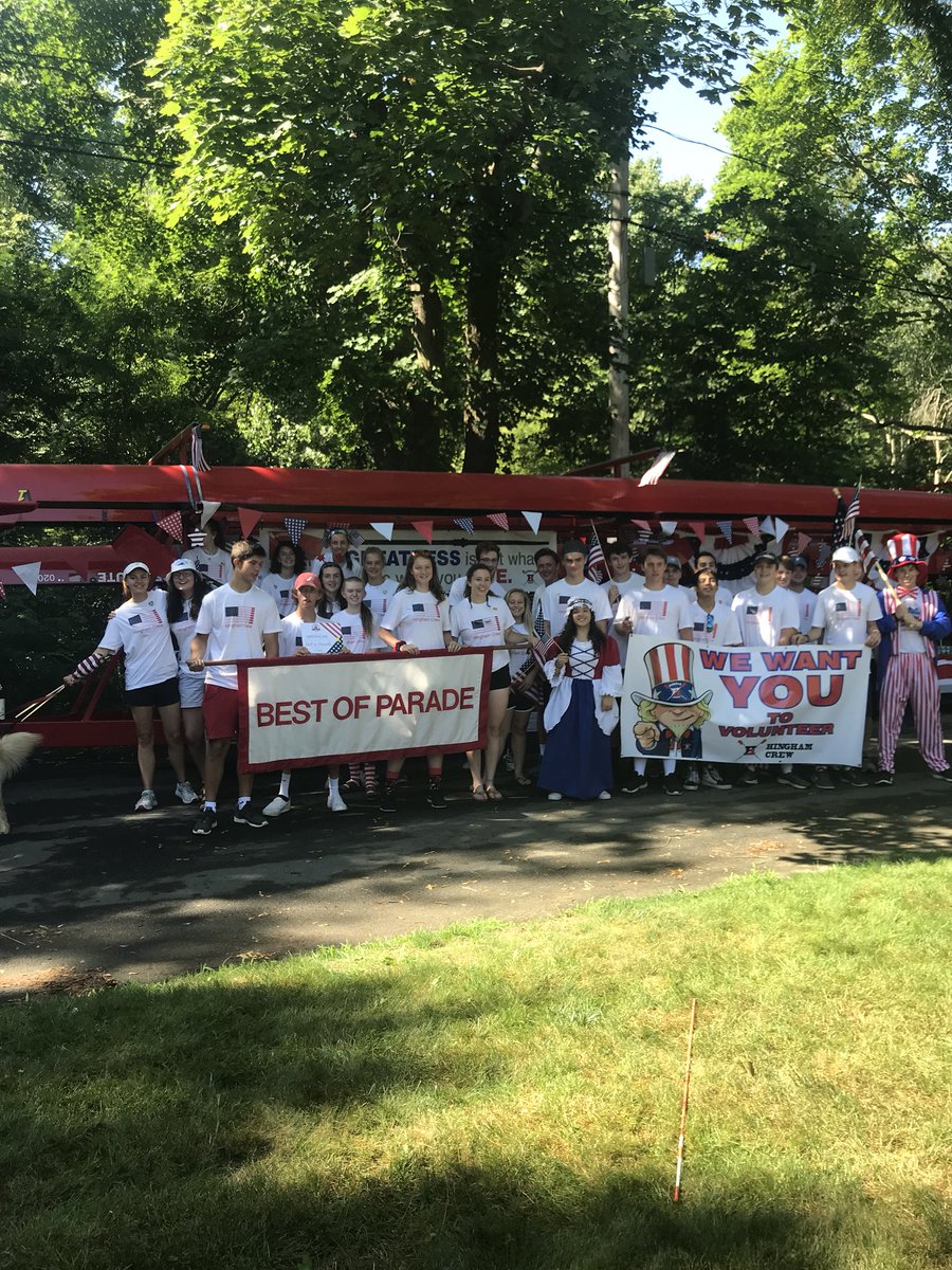 skohoro's tweet photo. 4th of July Road Race ✅ and parade ✅ with @HinghamHighCrew #Bestofparade @HarbormenNews @HinghamJournal https://t.co/jZ26GI7sA4