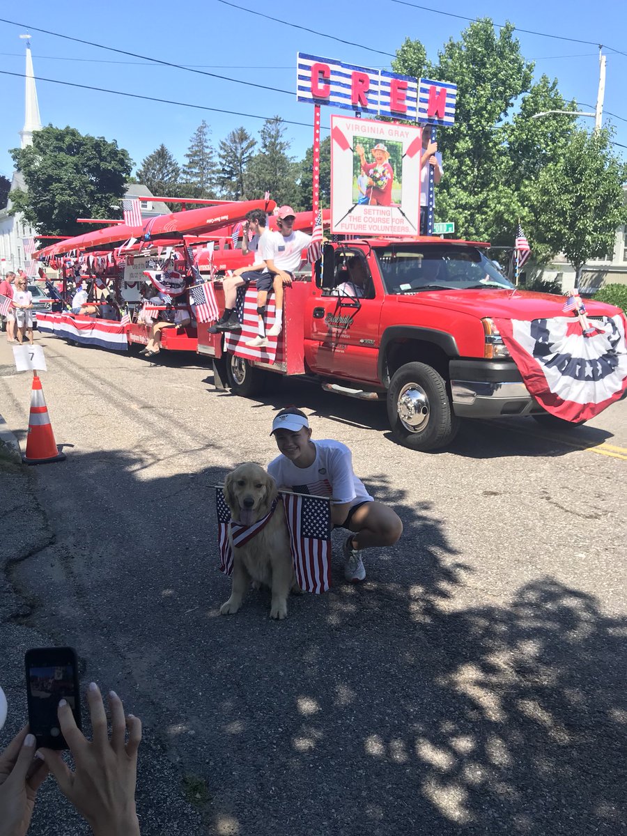 skohoro's tweet photo. 4th of July Road Race ✅ and parade ✅ with @HinghamHighCrew #Bestofparade @HarbormenNews @HinghamJournal https://t.co/jZ26GI7sA4