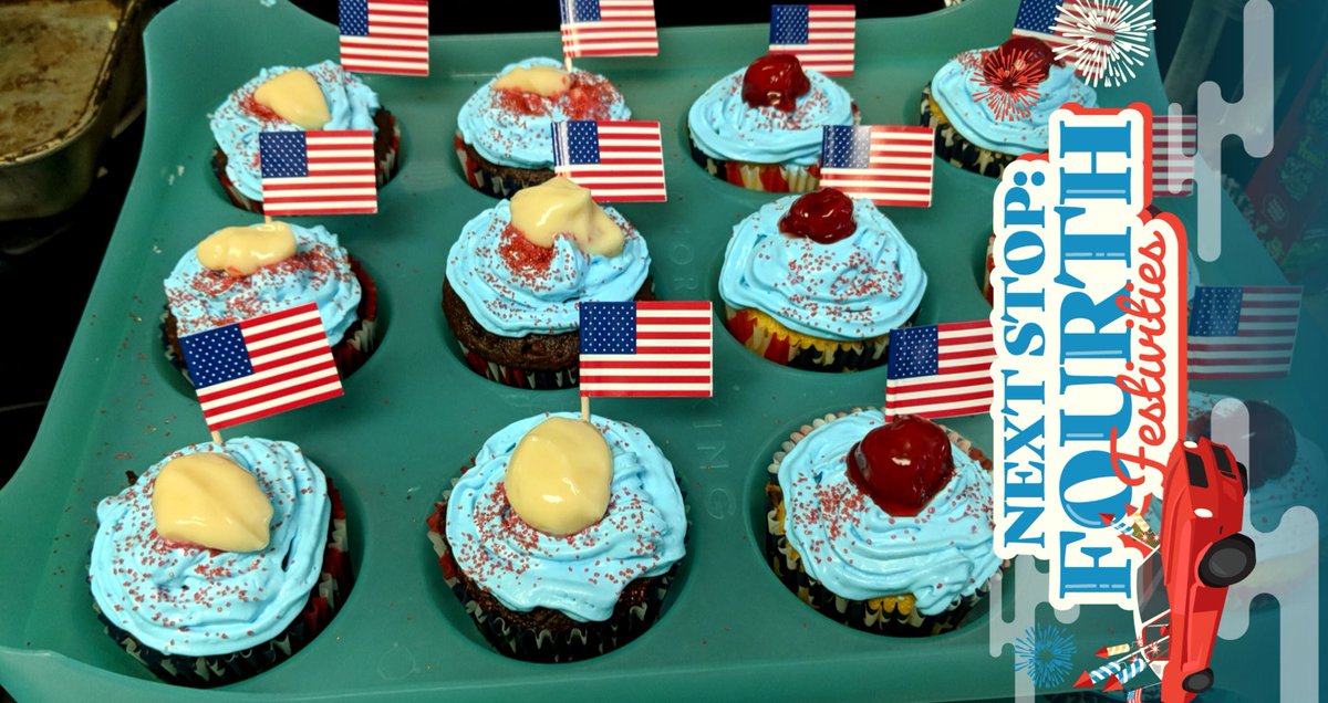 Week 2 at #2865thegrand and I’ve already fallen in love with this team! Happy 4th of July!! #thirdtargetfam #stilllove0800and2533doe ❤️🎯🇺🇸🎇❤️<a href="/lechevarria44/">Luis Echevarria</a> <a href="/A_Rey_All_Day/">Adolph Reyes</a> <a href="/Jonathan_SYoung/">Jonathan Young</a>