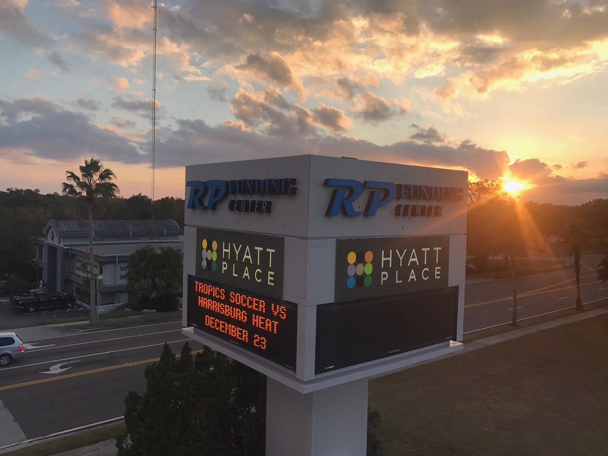 SignDoctorRick's tweet image. RP Funding needed a sign facelift so we helped them out and this is the update for them. #rpfunding #buildingsign #channellettersign
signdoctorrick.com/rp-funding-ins…