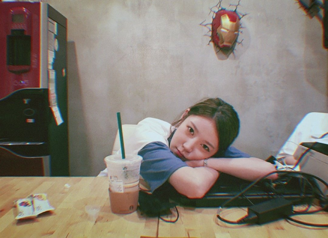 oahsisthetic's tweet photo. Happy birthday, Byeol! She is one of SEEART's fake maknae, a bright person, our Byeol! ☆ ～('▽^人)

these are pics of Byeol at her favorite spot! 

#HappyByeolDay #StarryByeolDay https://t.co/iZWUnLqYA1