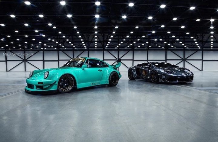 Welches Auto findet ihr geiler?

Retweet: RWB Porsche 

Like: Lamborghini Aventador

Ich finde den Porsche geiler :D