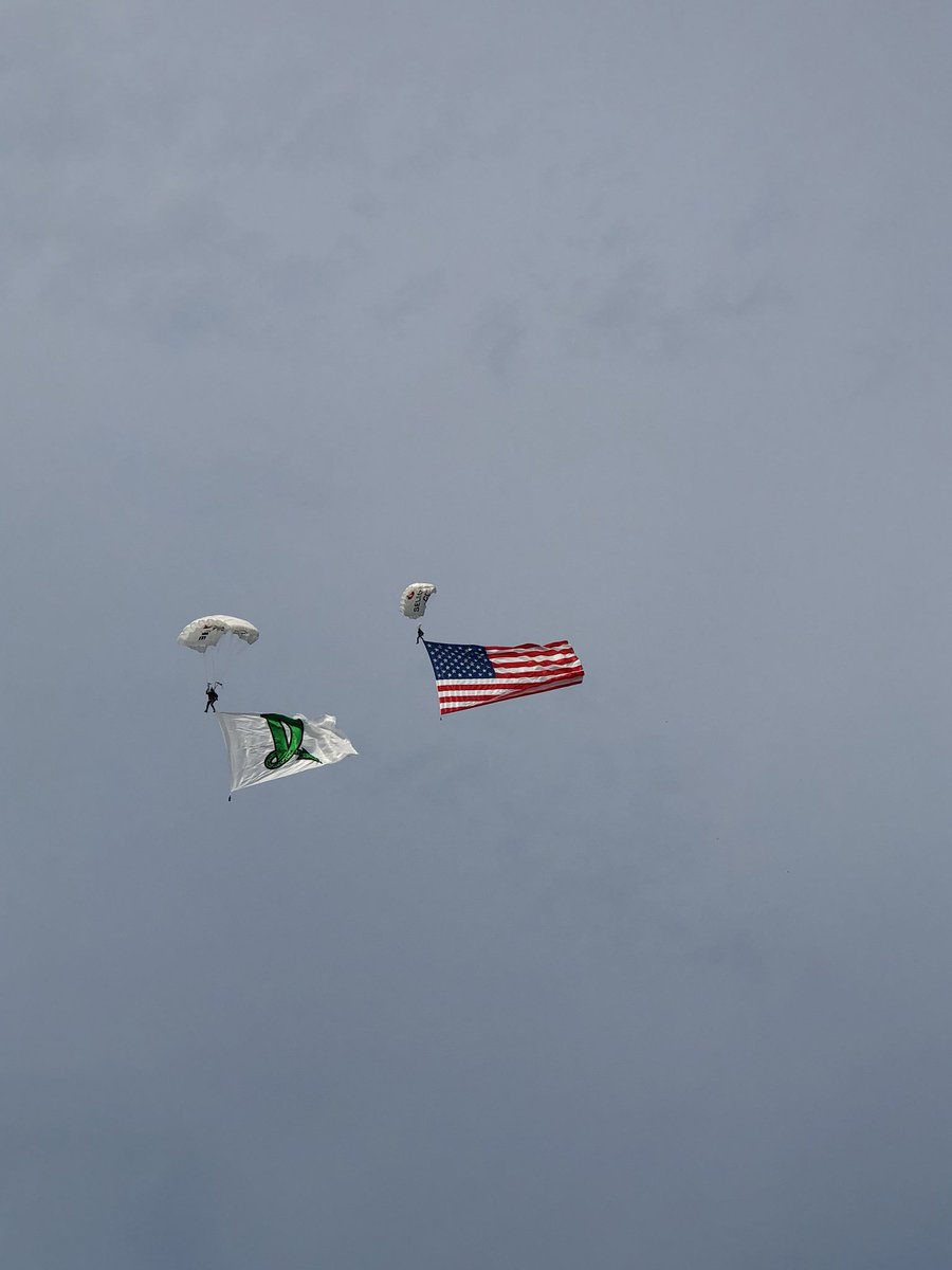 SuseRedHart's tweet image. #TeamFasTrax in Dayton tonight! #GoDragons