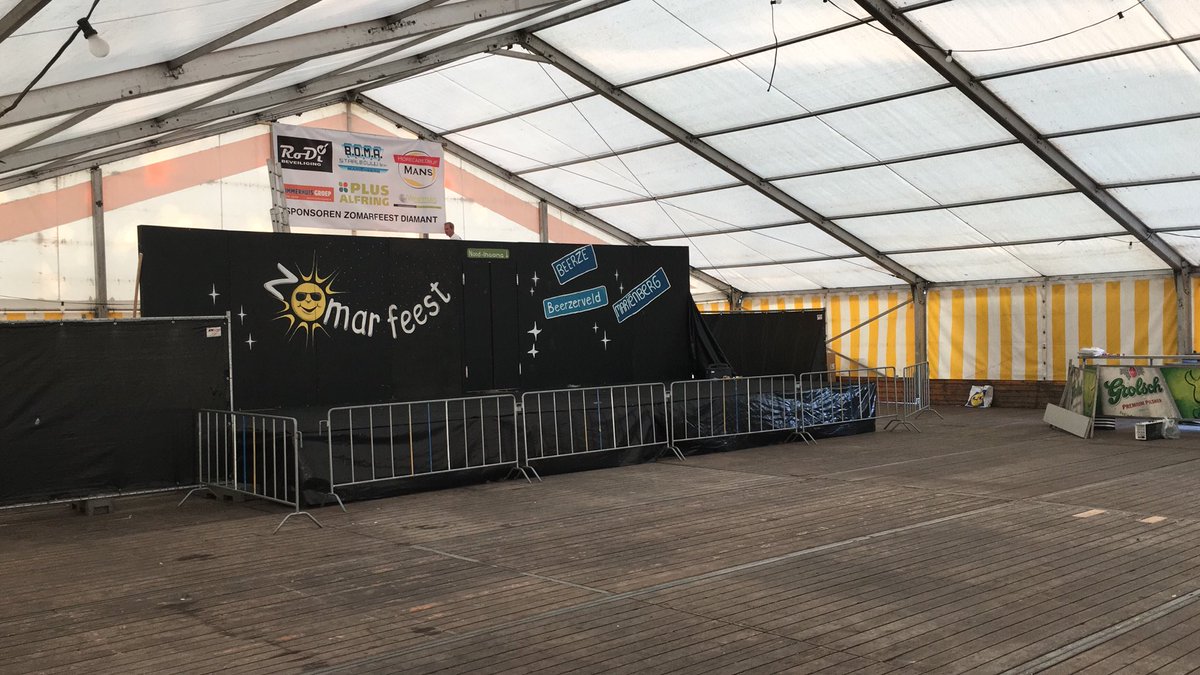zomarfeest's tweet photo. We zijn al mooi opgeschoten afgelopen week, nog een paar kleinigheidjes en we trappen weer af #beerzerveld #zomarfeest https://t.co/30r0zJNYsI