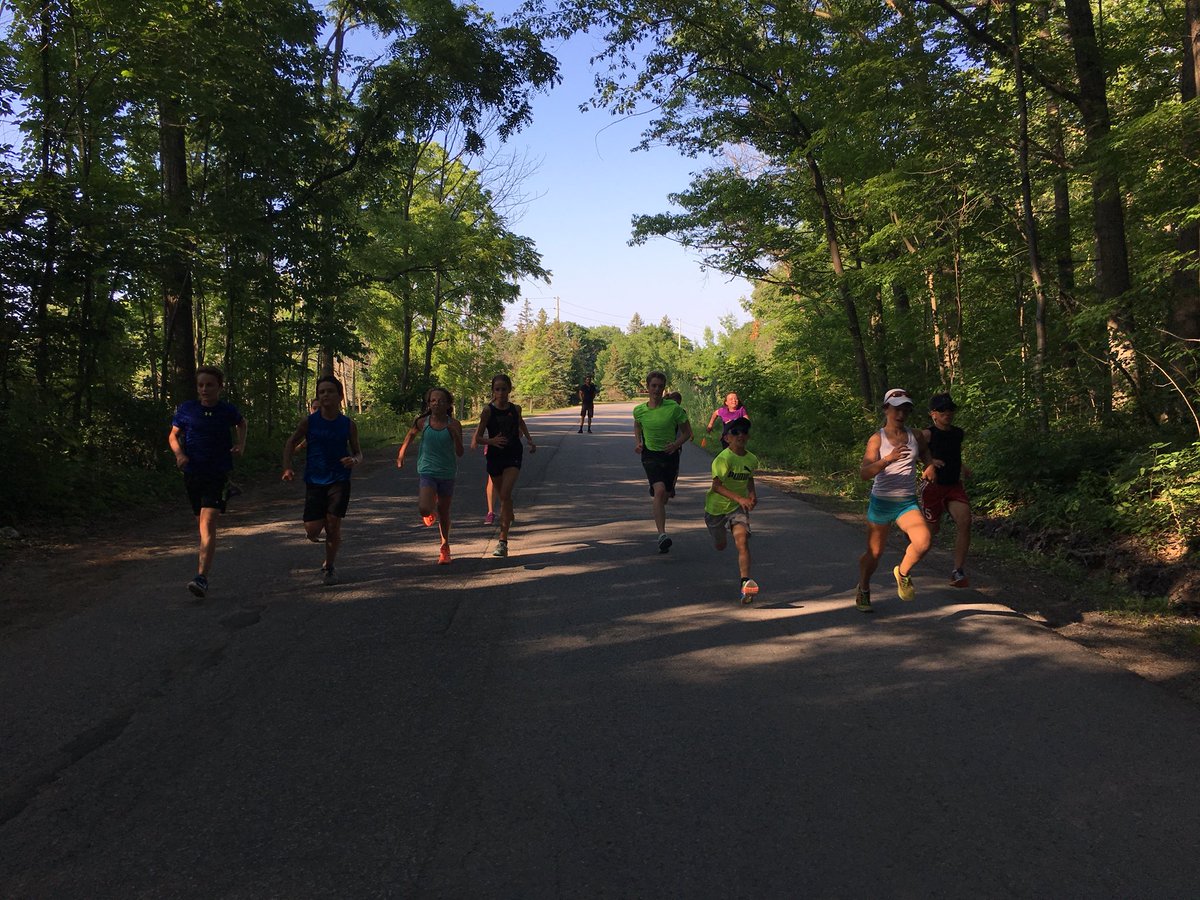 Kyle Jones (@joneskyle) on Twitter photo A few strides for the <a href="/edge_triathlon/">Edge Triathlon</a> Kids before they get after some Wednesday night hill reps. A few strides for the <a href="/edge_triathlon/">Edge Triathlon</a> Kids before they get after some Wednesday night hill reps.