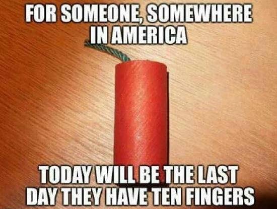 RoneiHarden's tweet image. Here’s to keeping yours!
😳😳🙄🙄😂😂🙏🏽🙌🏽🇺🇸
#4thofjuly #fireworkfail #tenfingers #kaboom ift.tt/2KNm3pW