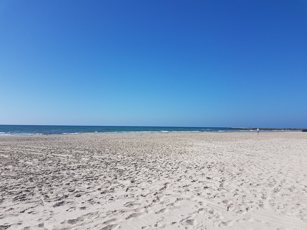 ThomasNielsen1's tweet photo. Summer, vacation, Family. #NoWork #TeacherLife #edtek https://t.co/p6TUF0b8Xt