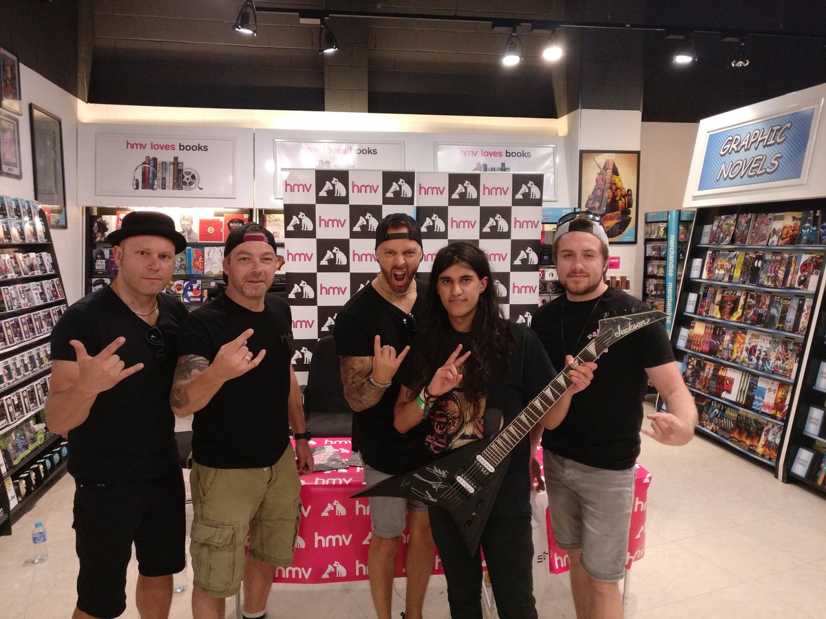 CHEESYLL4M4's tweet photo. Such an amazing week meeting @bfmvofficial  twice in a week at @hmvtweets ! Thanks so much for signing my guitar and letting me have a photo 🤘 @MichaelPaget @MattieValentine @BFMVJAMIE @jason_bowld https://t.co/JvAPw6Xv5M