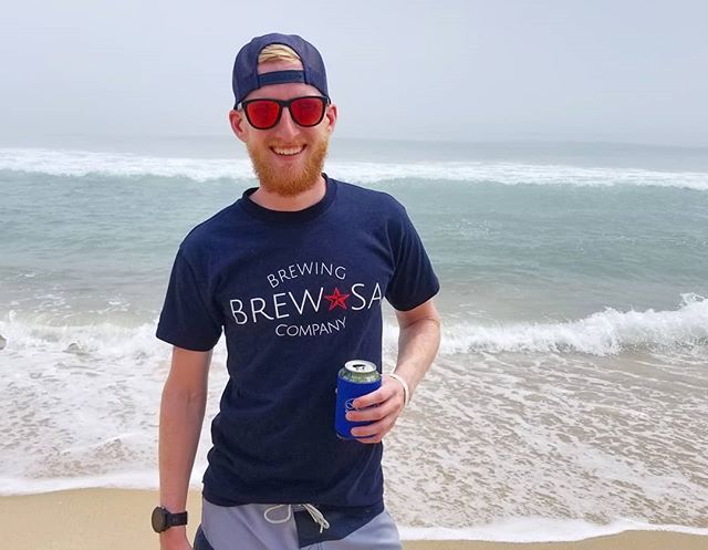 iRunOnBeer's tweet photo. Happy birthday America! Wish we had some @brewsabeer New England IPA to enjoy on the beach! 🇺🇸🇺🇸🇺🇸 #IRUNONBEER #IRUNONFREEDOM #fourthofjuly #july4th #independenceday #merica .
.
.
.
.
#america #usa #4thofjuly #redwhiteandblue #happy4th #happyfour… https://t.co/pqVW2eImpY https://t.co/YzJJAXM385