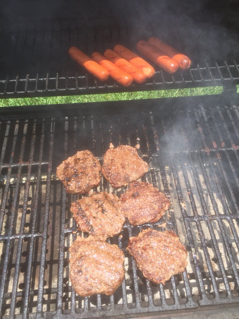 DJWHODAT's tweet photo. Gettin my grill on, Happy 4th everyone....... https://t.co/8riasu4dFE