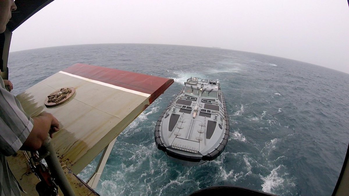 700-ton offshore patrol vessel, launching a Project 02800 assault landing b...