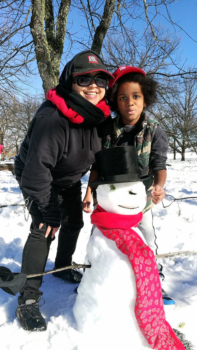 Winelands's tweet photo. Fab afternoon with 2 crazies for a quick roll in the snow other side of #Ceres today. So worth taking the time out. Thank You @Ramainebl &amp; BO$$ man @ConnorRbl We probably built The Coolest Snow Person North of the South Pole today! ⛄ #gowiththesnow #travel #snow #SouthAfrica https://t.co/0qAOGgAMCB