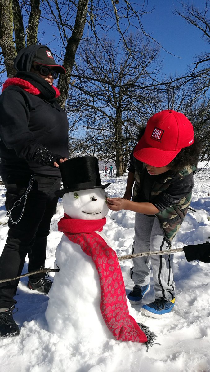 Winelands's tweet photo. Fab afternoon with 2 crazies for a quick roll in the snow other side of #Ceres today. So worth taking the time out. Thank You @Ramainebl &amp; BO$$ man @ConnorRbl We probably built The Coolest Snow Person North of the South Pole today! ⛄ #gowiththesnow #travel #snow #SouthAfrica https://t.co/0qAOGgAMCB