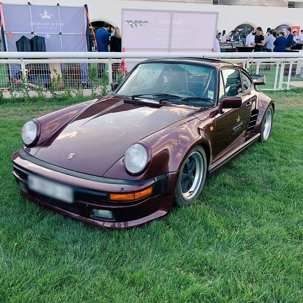 La presencia de nuestros deportivos en <a href="/AutobelloES/">Autobello</a> es cada vez más intensa. Modelos de todas las épocas y colores que hacen que #Porsche sea el auténtico protagonista de esta edición junto con nuestro Centro de Experiencia móvil. #Autobello2018 #Porsche70años