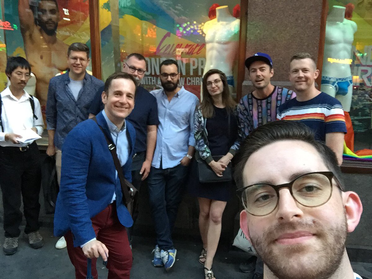 Look at these Saucy Scoundrels! A fabulous tour meeting Empresses and Dandies, discovering the past of Soho! Tour dates on Friday and Saturday still available, book now! <a href="/PrideInLondon/">Pride in London</a> #saucysoho #pridematters eventbrite.co.uk/myevent?eid=46…