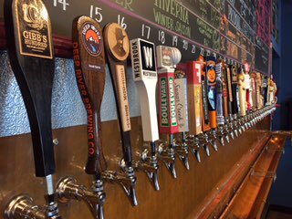 BeerGrowlerWS's tweet photo. We are OPEN until 8PM!! Happy 4th!
#myws #WSNC #wsbeer #wscider #wsmead #wssoda #beerandindependenceday https://t.co/OZVJqbBhfM