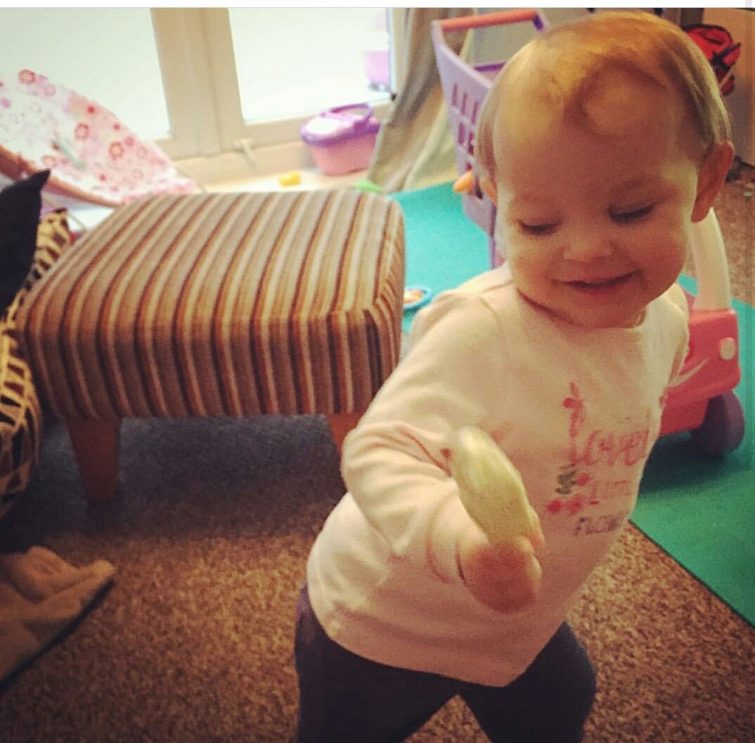 Dotty_thomasx's tweet photo. @laurelthomas_x mummy little  princess https://t.co/GgAOQemfaX