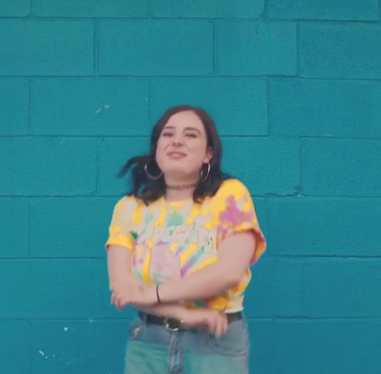 LisaCim6's tweet photo. @Cimorelliband  @LisaCim I love this video OMG!!!!🔥🔥❤️ https://t.co/EztJbltCvS